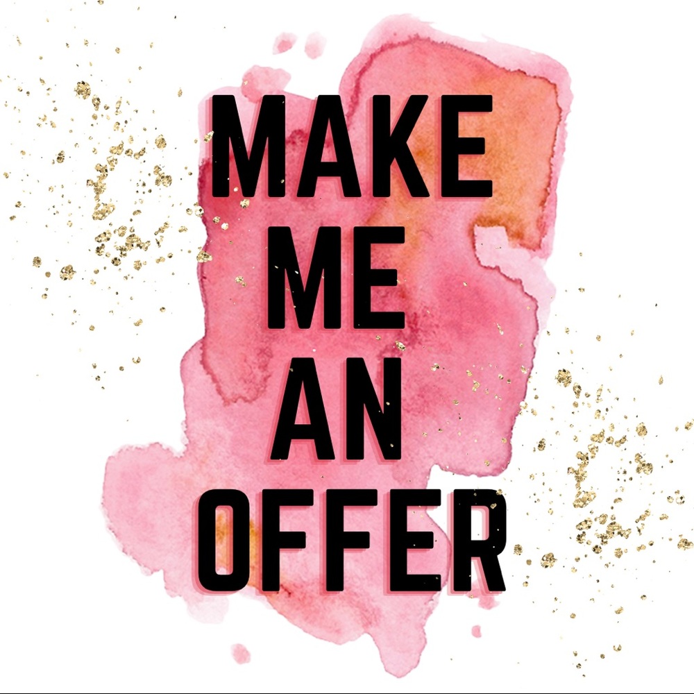 💕MAKE AN OFFER! 💕